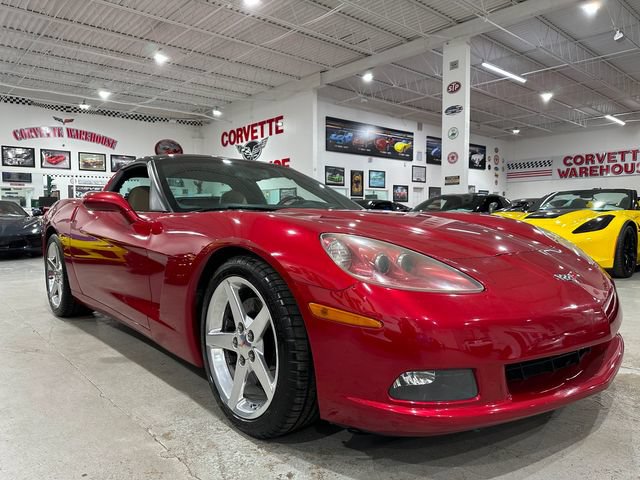 Used 2005 Chevrolet Corvette Coupe w/ Preferred Equipment Group RWD image 4
