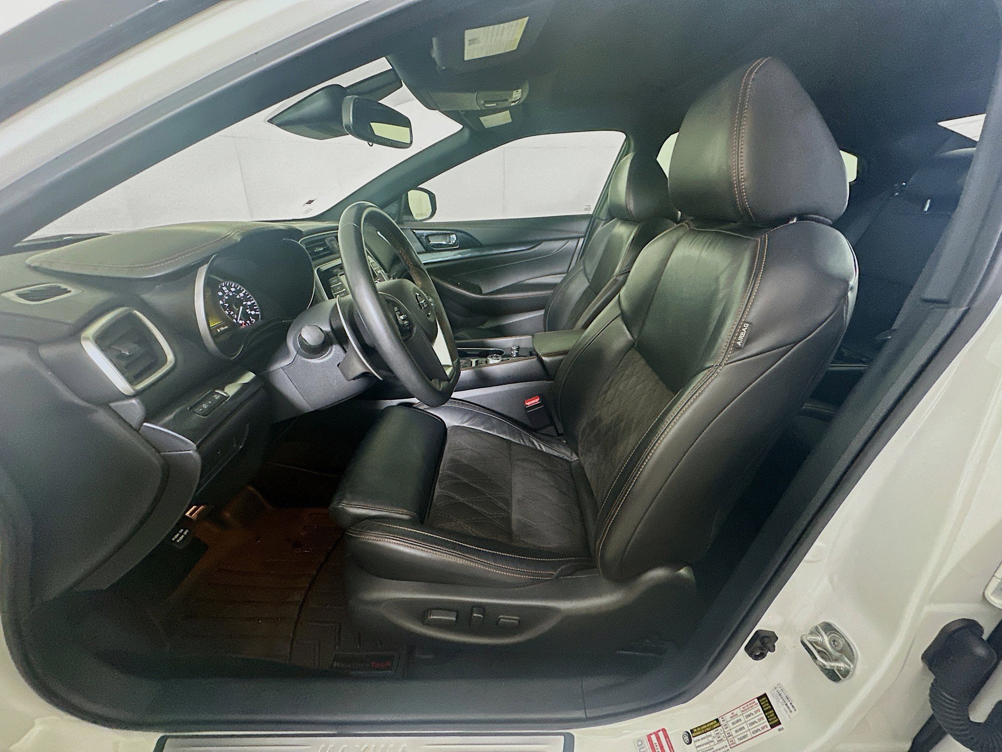 Used 2021 Nissan Maxima SR w/ Sport Mat Group image 13