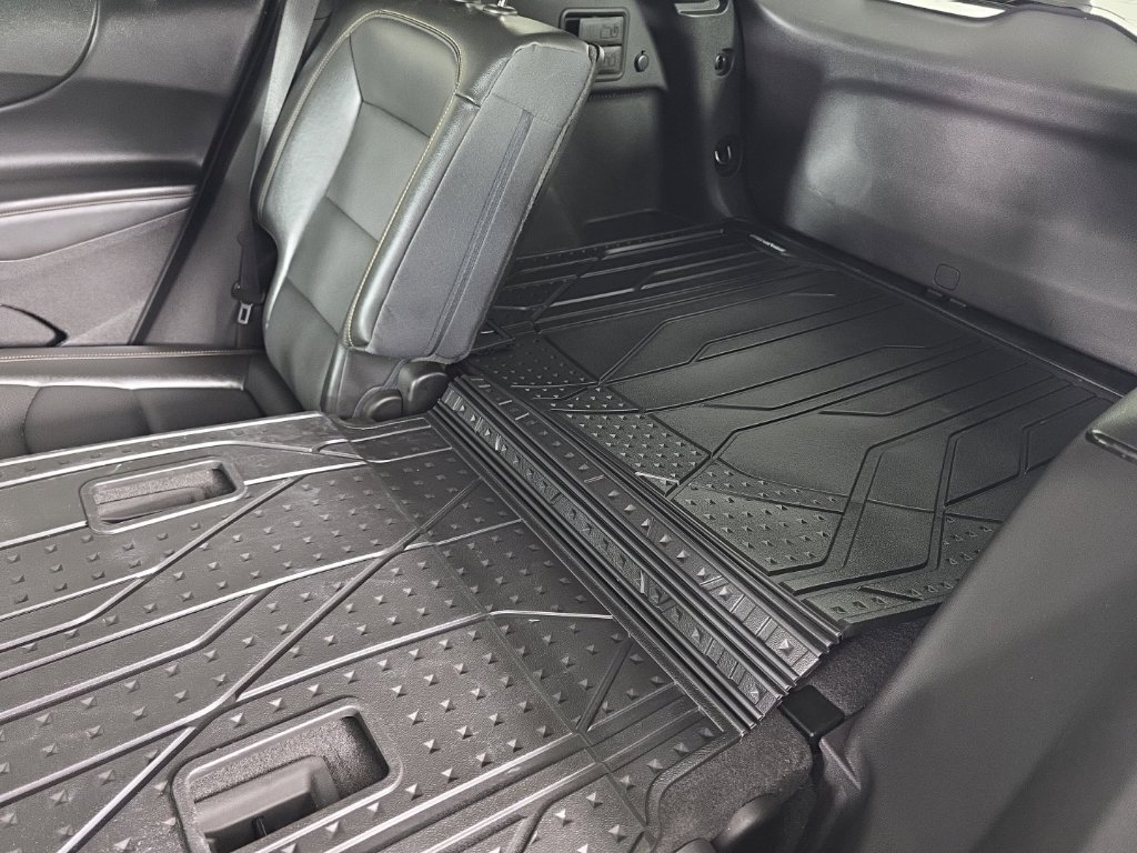 Used 2020 Chevrolet Equinox Premier FWD image 28
