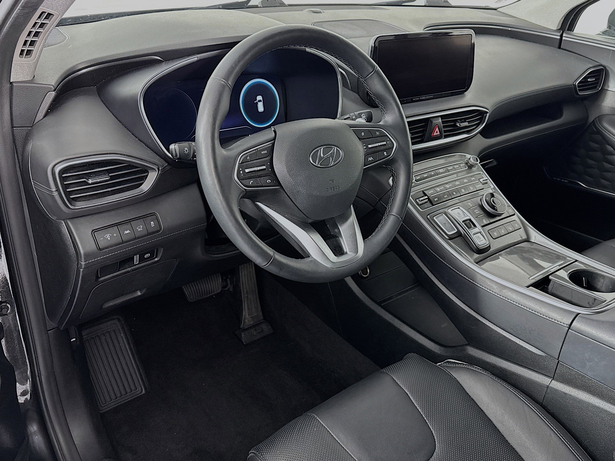 Used 2023 Hyundai Santa Fe Limited image 9