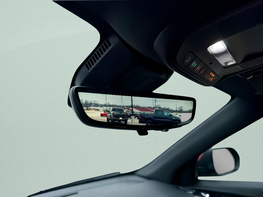 New 2026 Chevrolet Equinox LT w/ Safety and Technology Package FWD image 19
