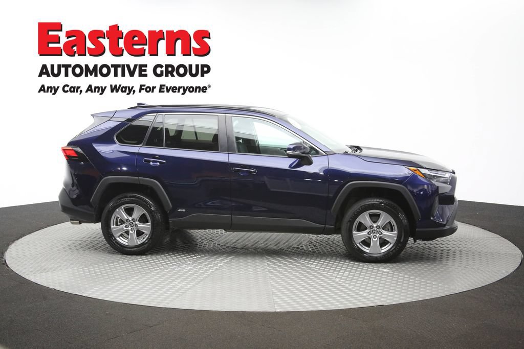 Used 2024 Toyota RAV4 XLE AWD/4WD image 44