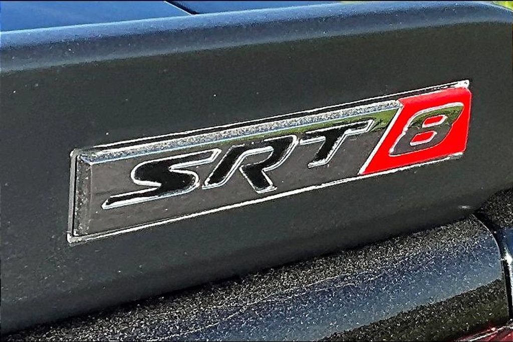 Used 2009 Dodge Challenger SRT8 RWD image 17