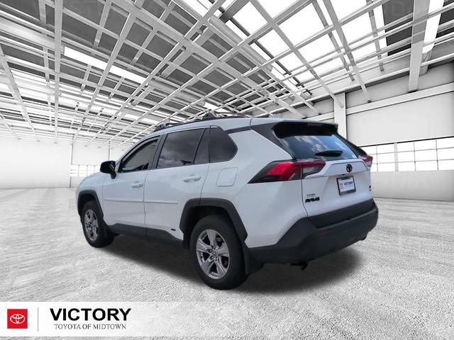 Used 2025 Toyota RAV4 XLE w/ Convenience Package AWD/4WD image 5