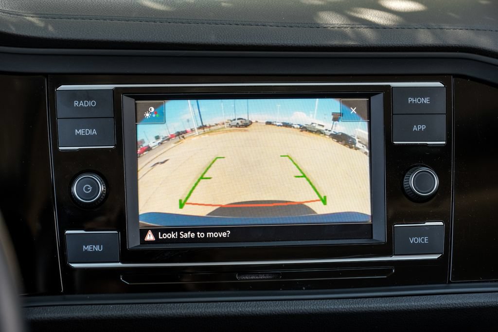 Used 2022 Volkswagen Jetta SE FWD image 31