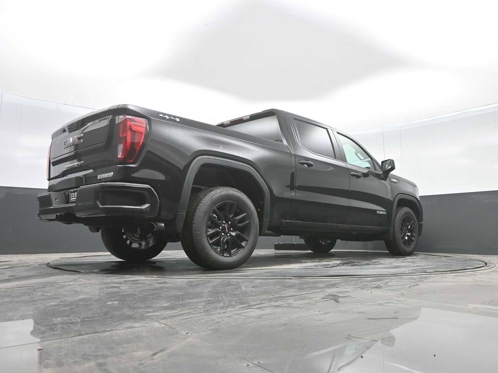 New 2026 GMC Sierra 1500 Elevation image 28