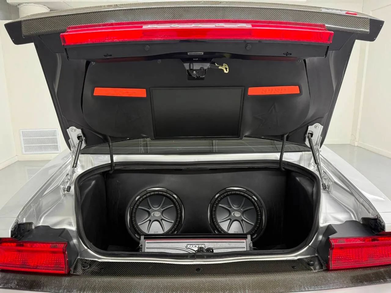 Used 2008 Dodge Challenger SRT8 RWD image 45