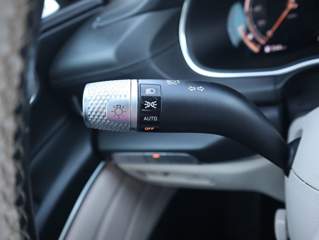 Used 2022 Genesis GV80 3.5T w/ Prestige Package 07 image 25