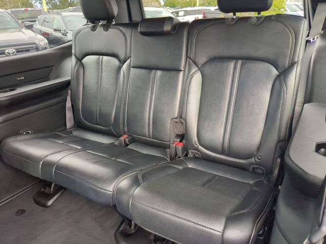 Used 2024 Jeep Wagoneer Series II image 21