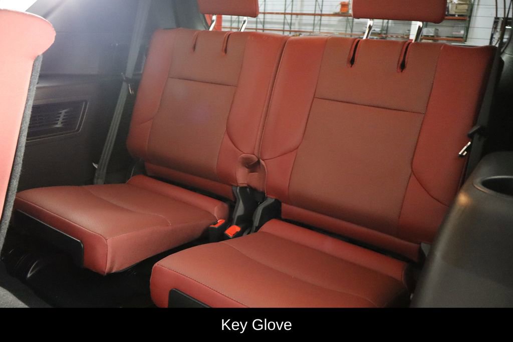 Used 2022 Lexus GX 460 Premium w/ Premium Package image 19