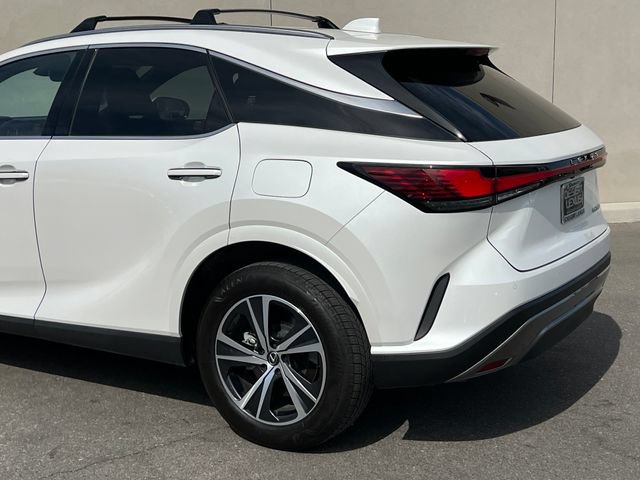 Used 2025 Lexus RX 350 Premium w/ Accessory Package FWD image 7