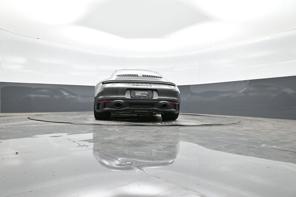 Certified 2022 Porsche 911 Carrera GTS RWD image 36