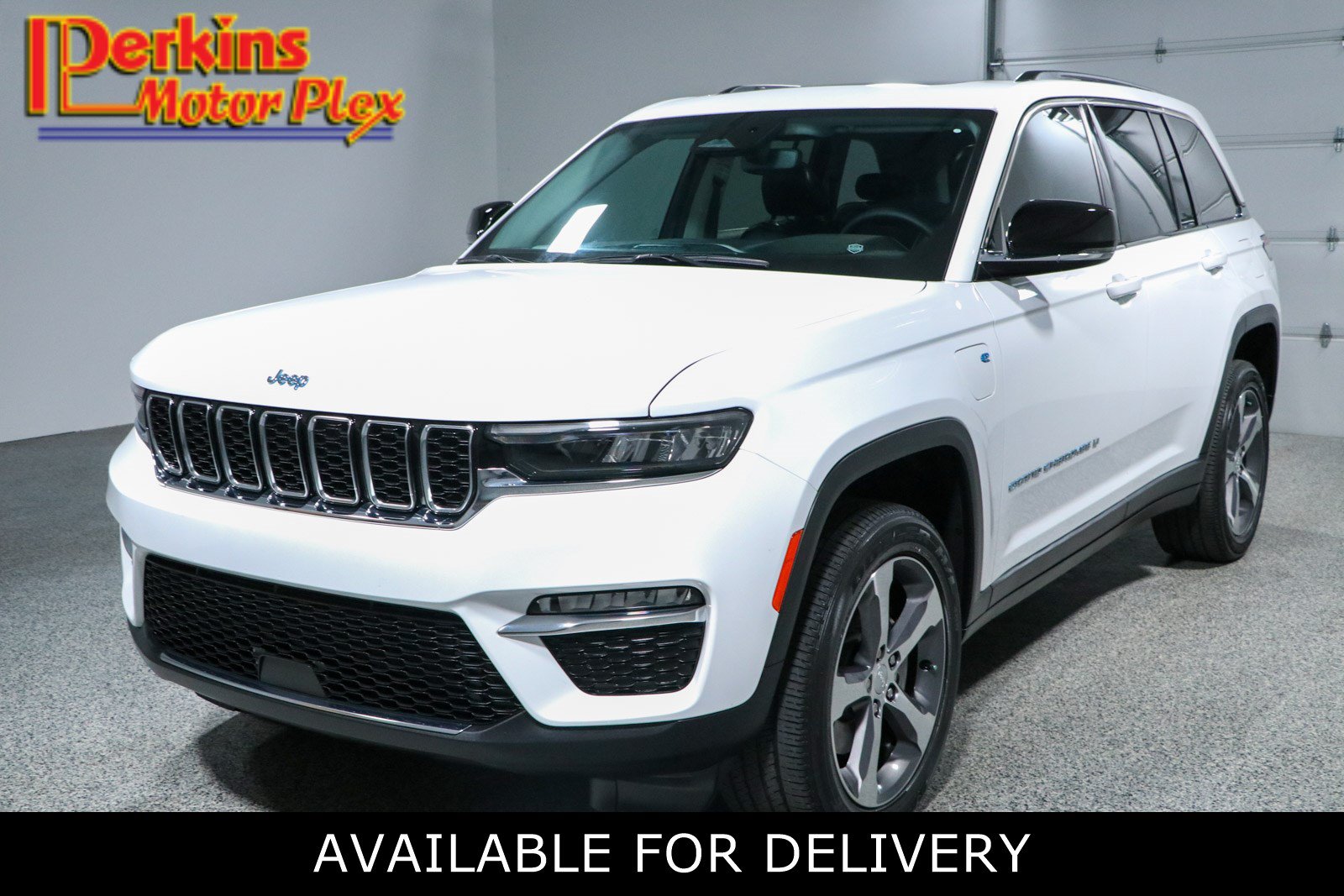Used 2023 Jeep Grand Cherokee 4WD 4xe