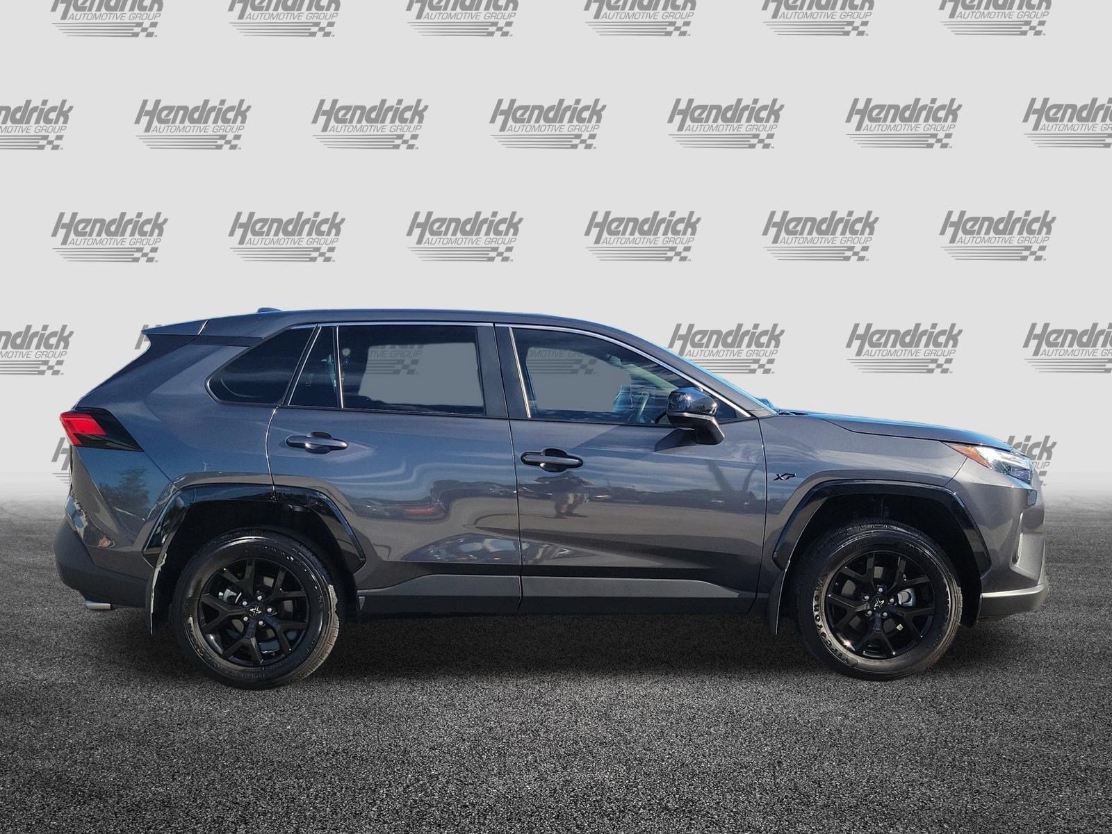 Used 2025 Toyota RAV4 LE FWD image 8