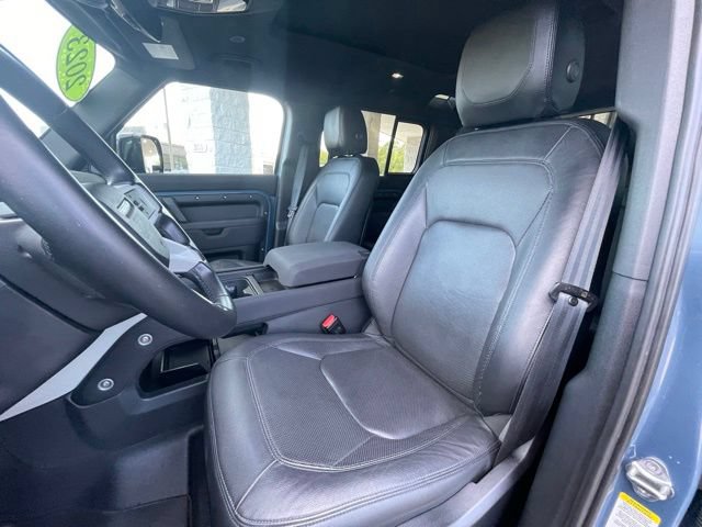 Used 2023 Land Rover Defender 110 SE AWD/4WD image 12