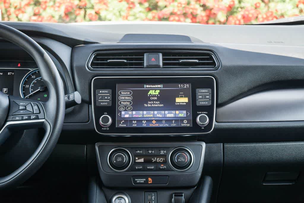 Used 2022 Nissan Leaf S FWD image 13