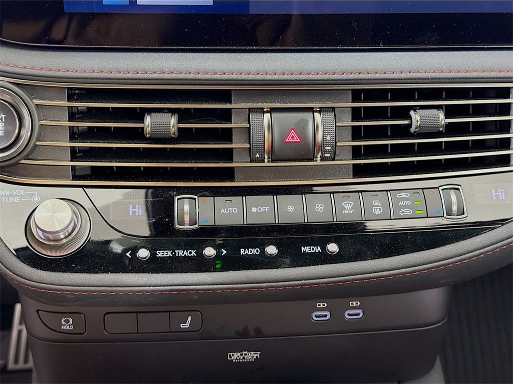 Used 2024 Lexus LS 500 F Sport image 19