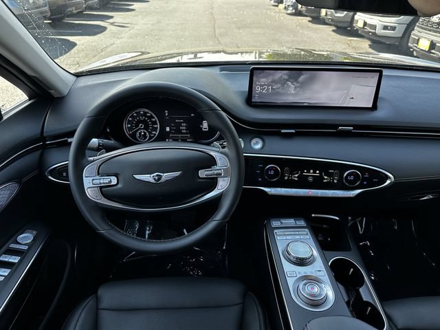 Used 2024 Genesis GV70 2.5T AWD/4WD image 13