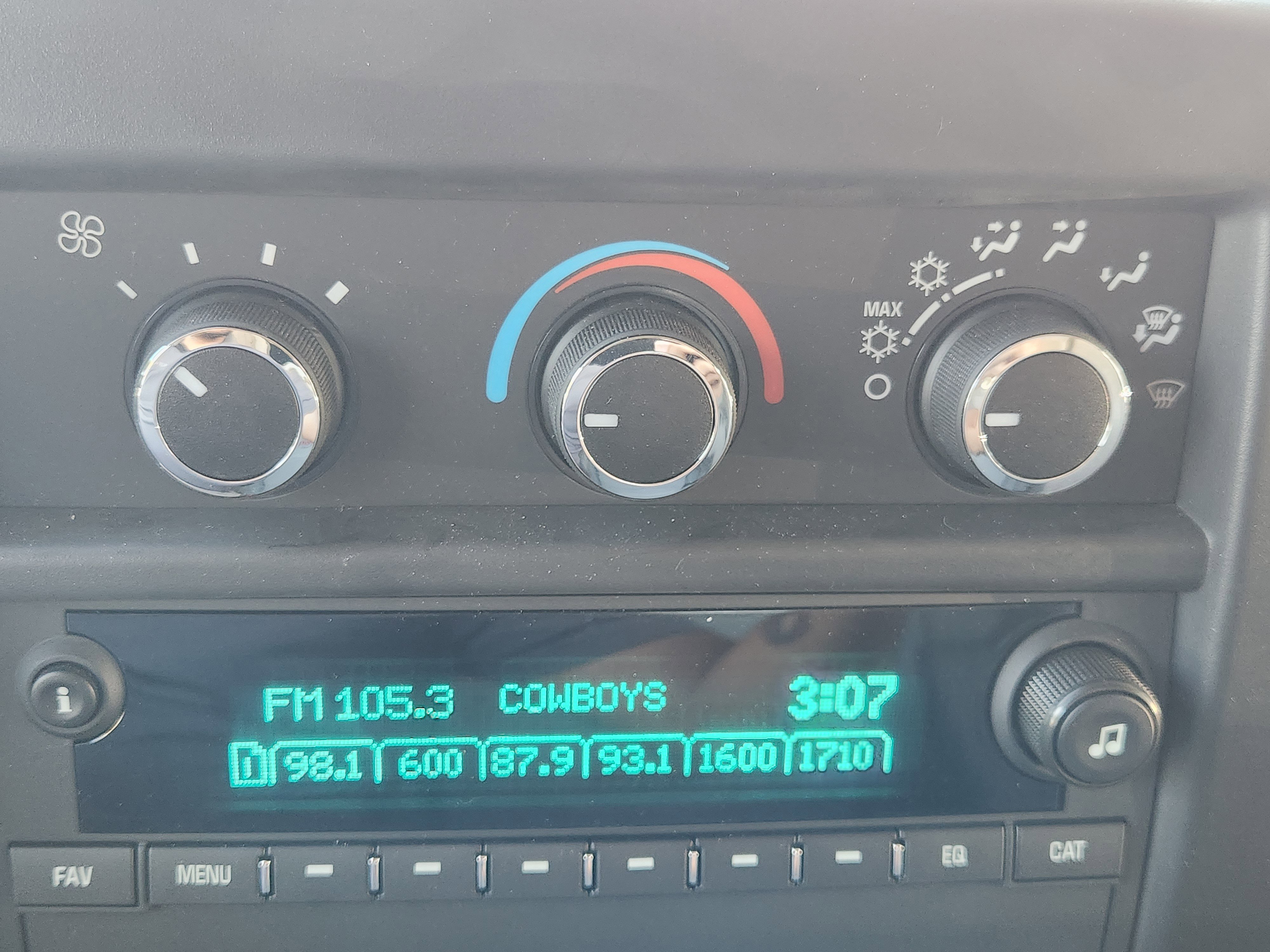 New 2025 Chevrolet Express 3500 w/ Power Convenience Package image 5