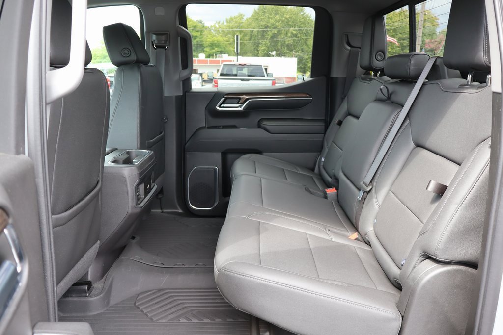 Used 2024 Chevrolet Silverado 1500 LT Trail Boss w/ LT Trail Boss Premium Package image 19