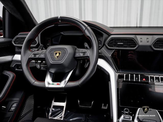 Used 2024 Lamborghini Urus S AWD/4WD image 33