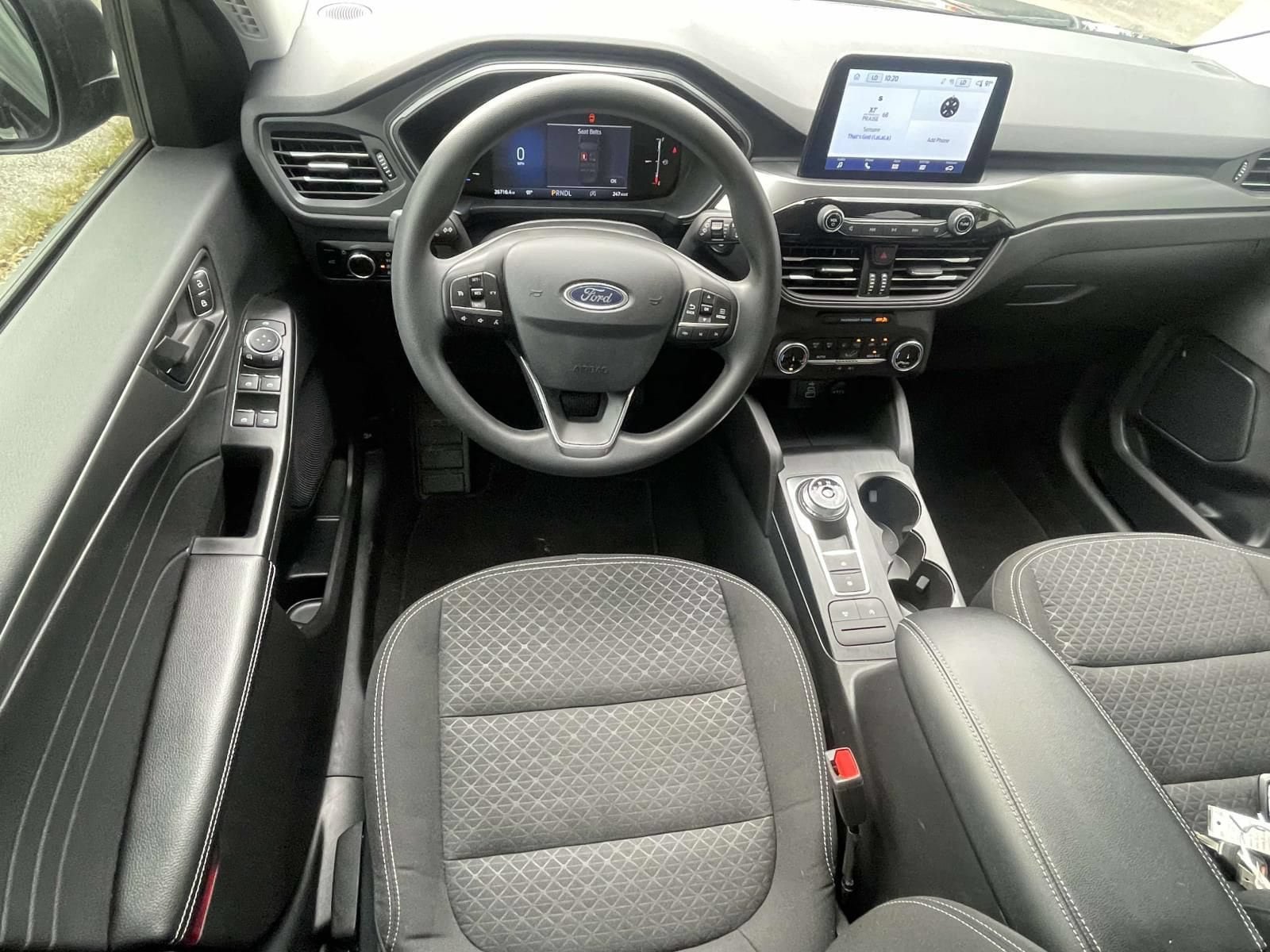 Used 2025 Ford Escape Active FWD image 13