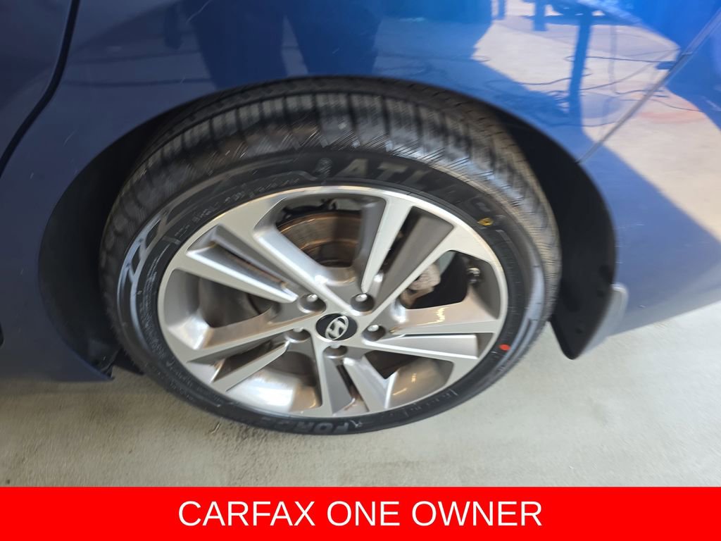 Used 2017 Hyundai Elantra Limited w/ Limited Ultimate Package 09 image 33