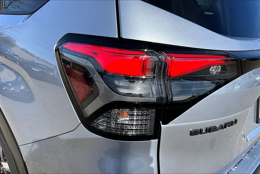 Used 2026 Subaru Forester Premium AWD/4WD image 21