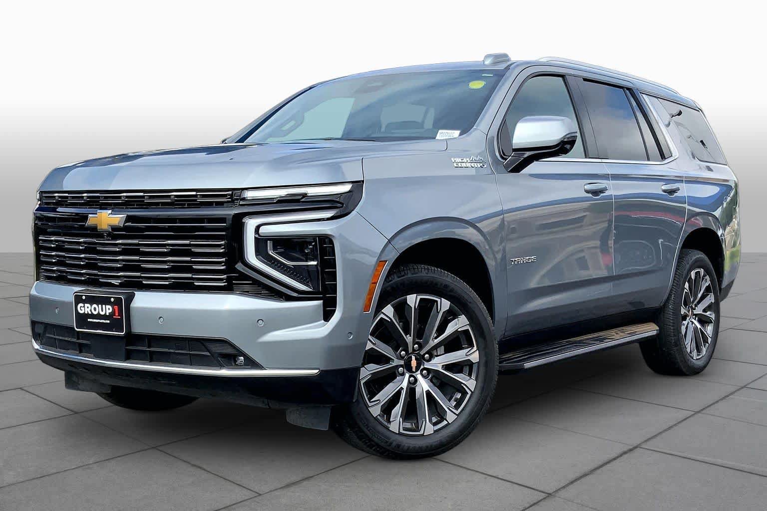 Used 2025 Chevrolet Tahoe High Country AWD/4WD image 3