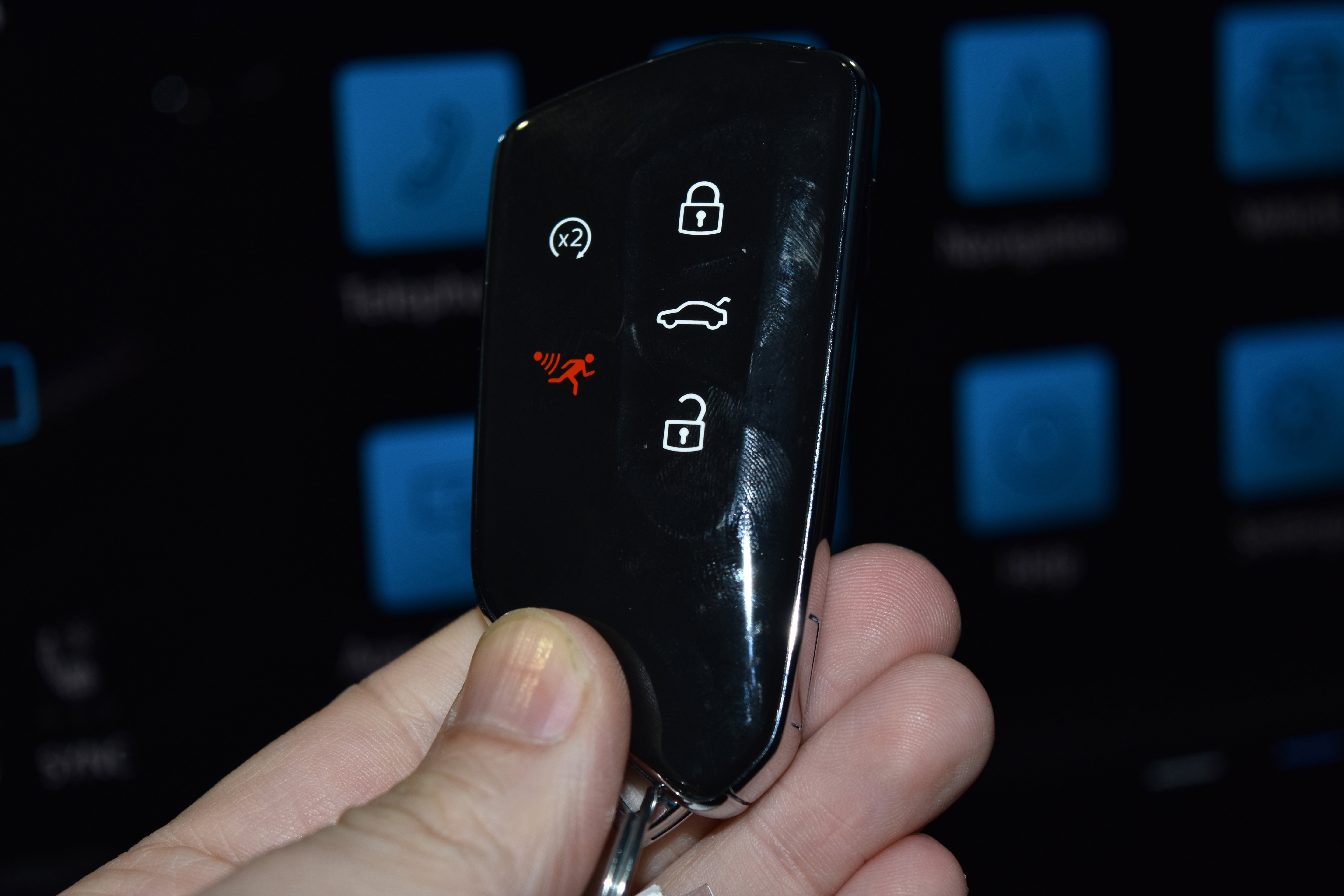 New 2025 Volkswagen Atlas Cross Sport SE image 13