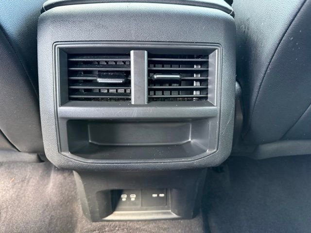 Certified 2021 Volkswagen Atlas Cross Sport SE image 26