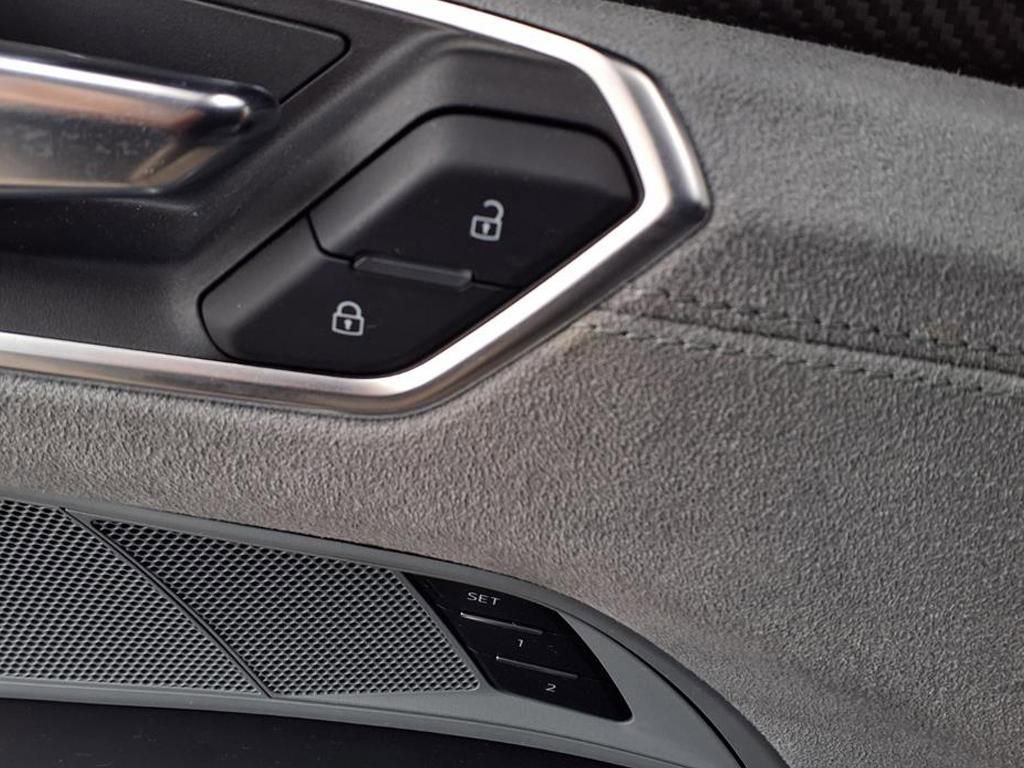 Used 2024 Audi RS e-tron GT image 10