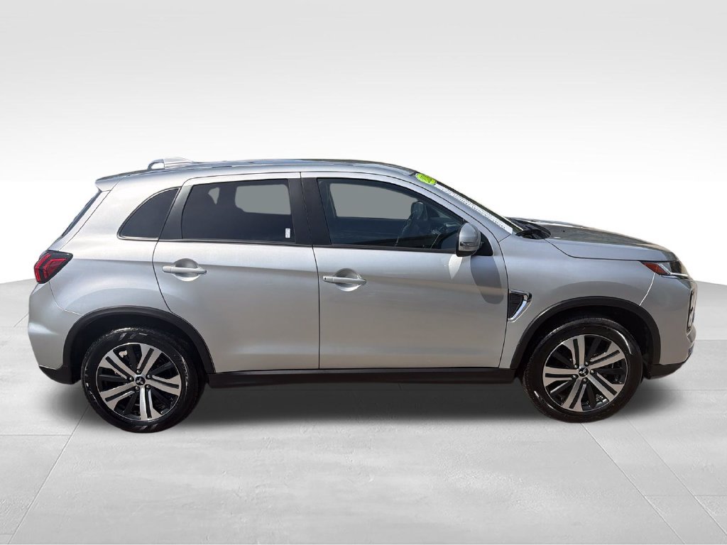 Used 2026 Mitsubishi Outlander Sport SE AWD/4WD image 6