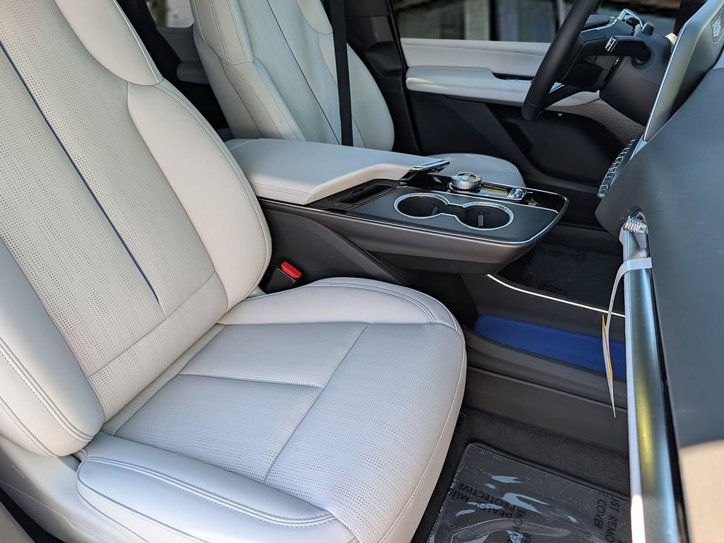 New 2026 Cadillac Lyriq Sport AWD/4WD image 22