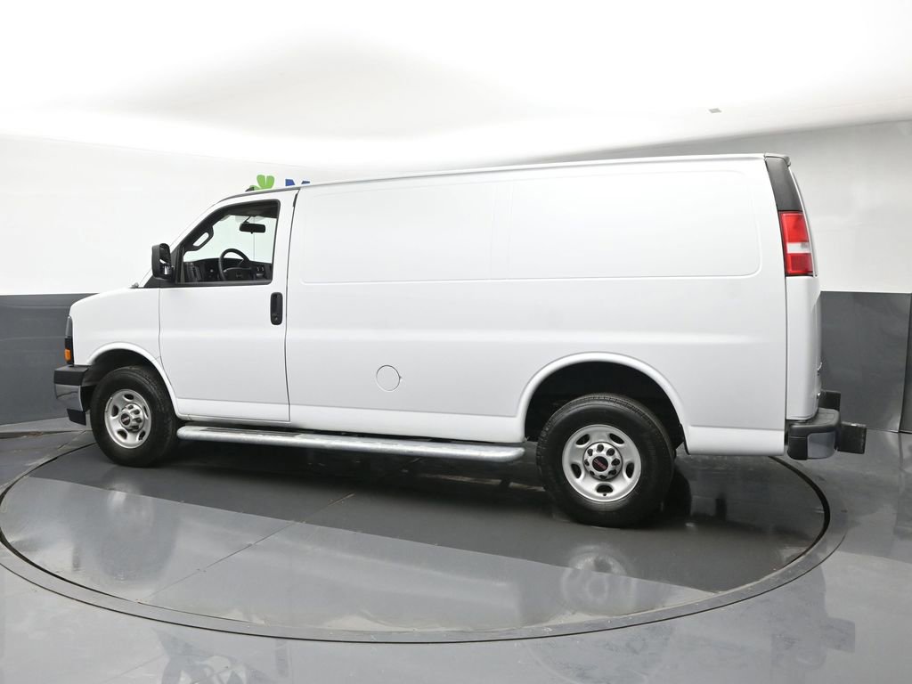Used 2024 GMC Savana 2500 w/ Driver Convenience Package image 14