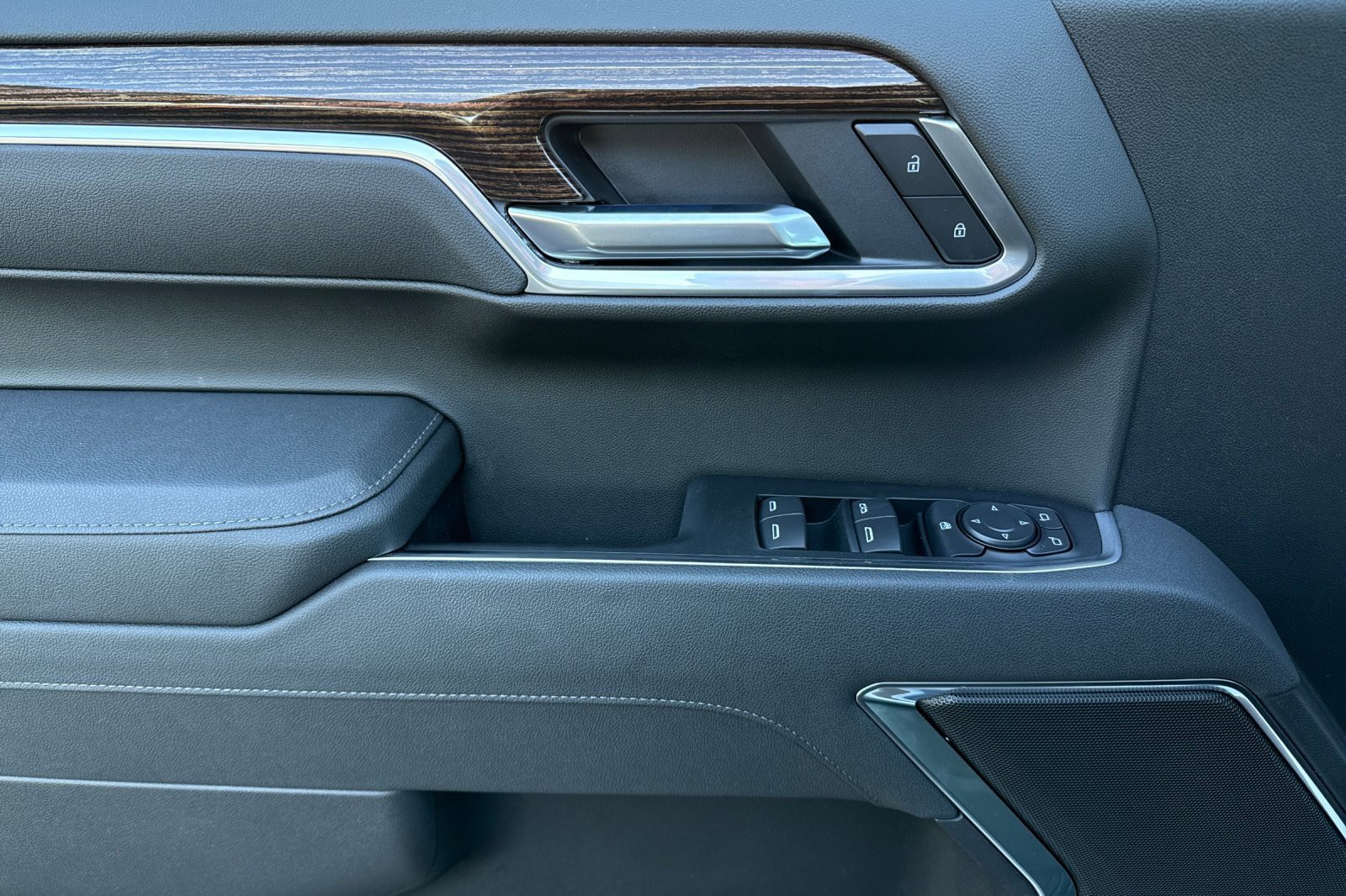 New 2026 GMC Sierra 1500 Elevation w/ X31 Off-Road Package image 12