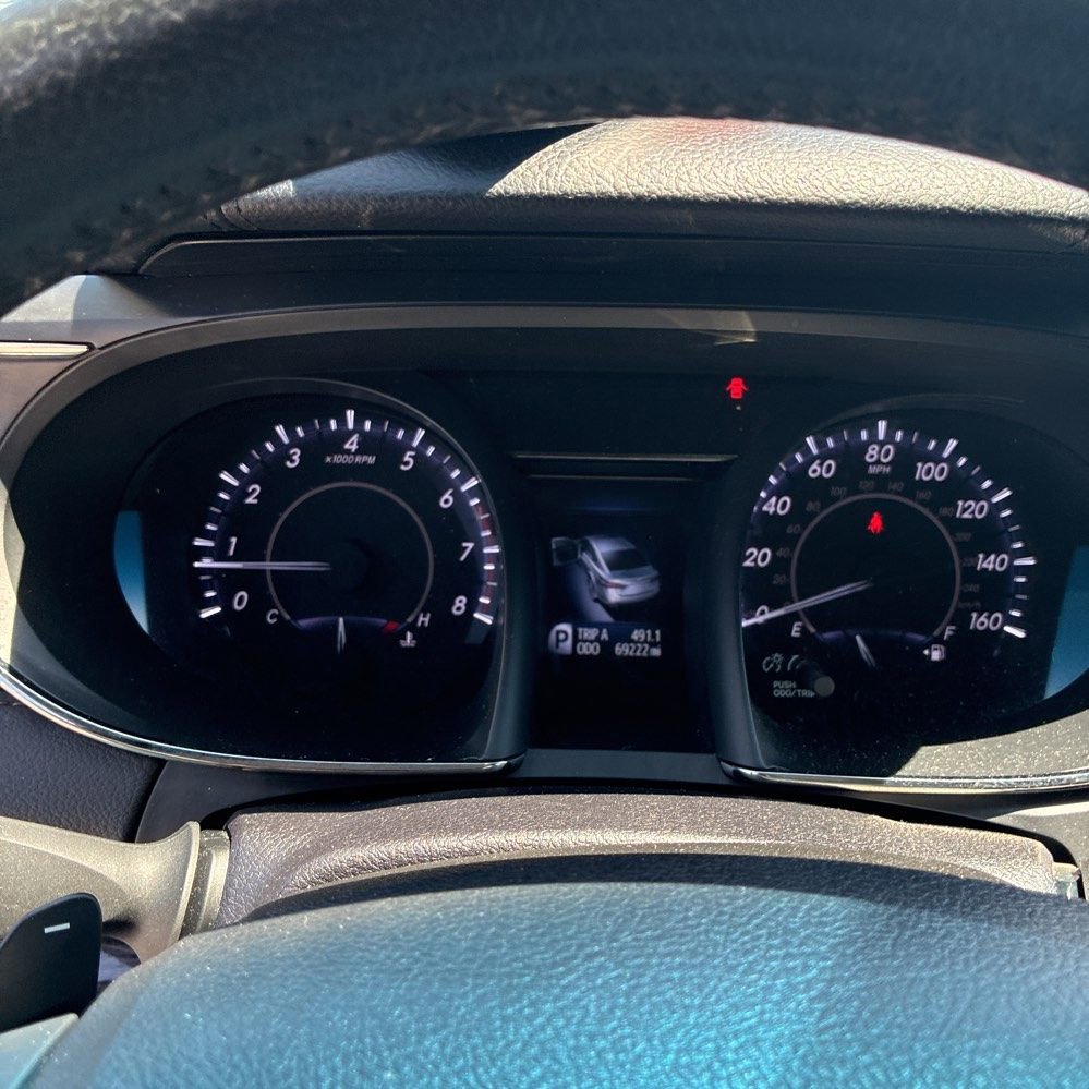 Used 2015 Toyota Avalon XLE Premium FWD image 11