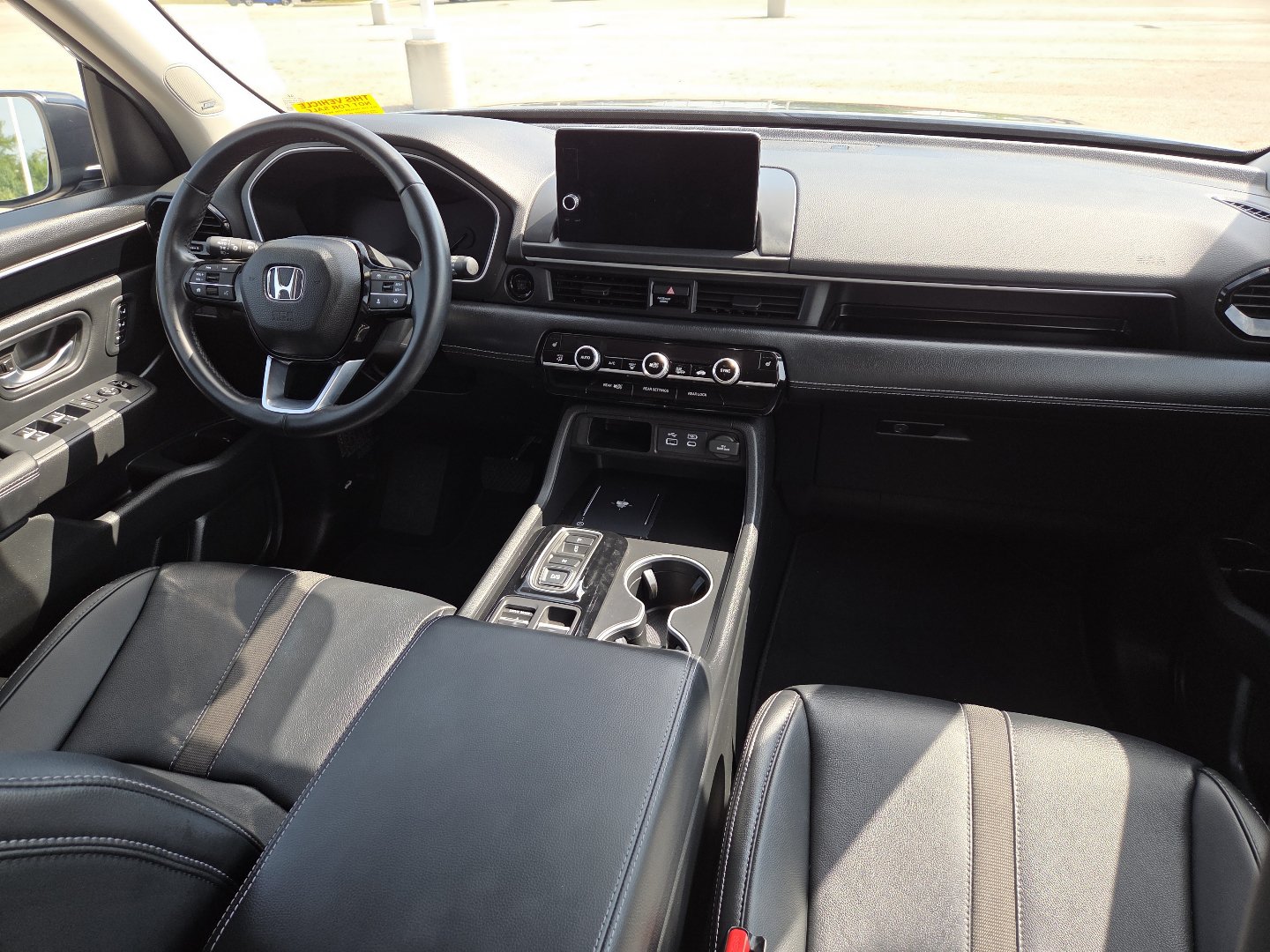 Used 2025 Honda Pilot Touring image 25