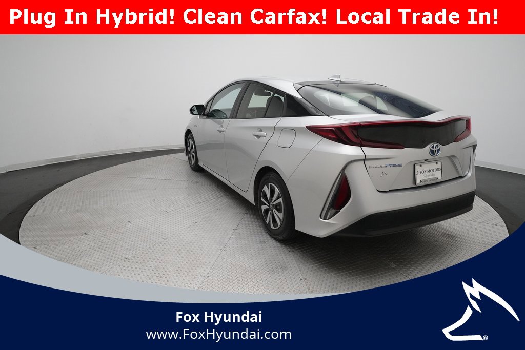 Used 2017 Toyota Prius Prime Premium image 33