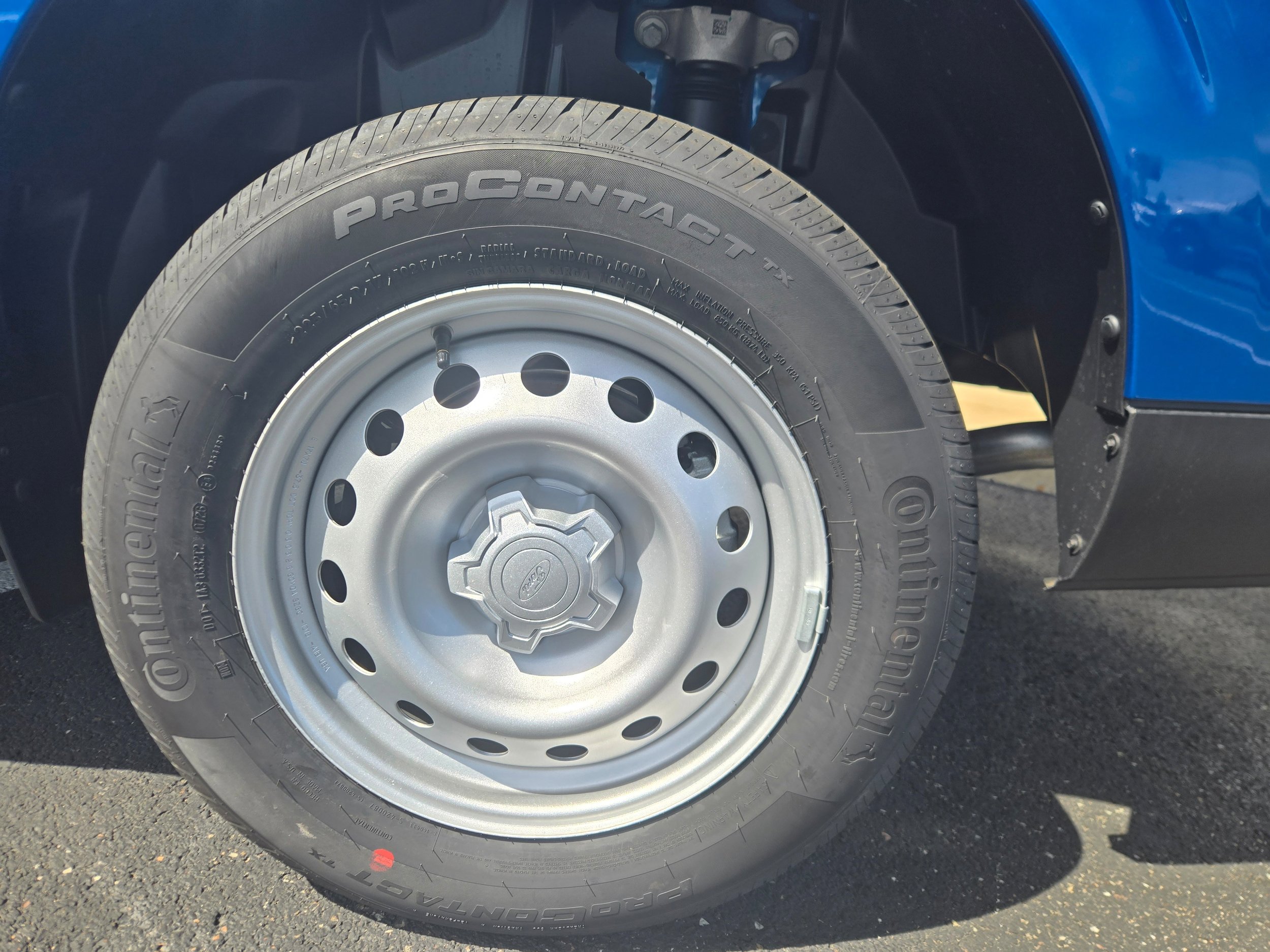 New 2026 Ford Maverick XL AWD/4WD image 8
