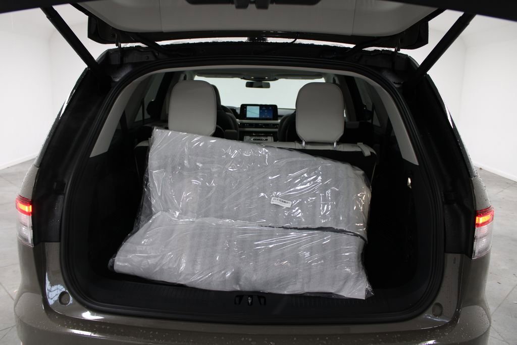 New 2026 Lincoln Aviator Reserve image 15