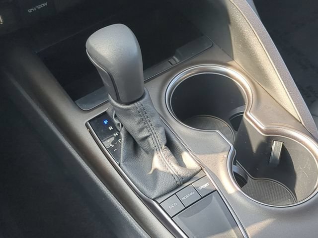 Used 2024 Toyota Camry SE FWD image 20