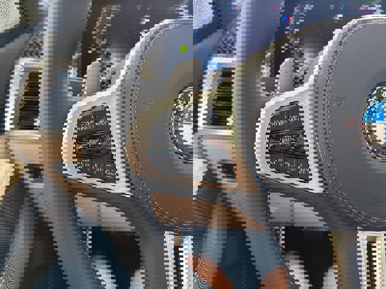 New 2026 BMW X7 M60i image 22