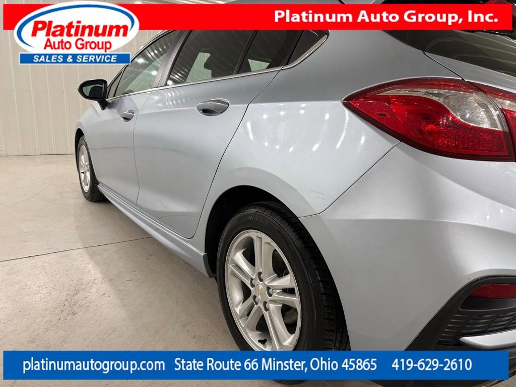 Used 2017 Chevrolet Cruze LT w/ Sun And Sound Package FWD image 41