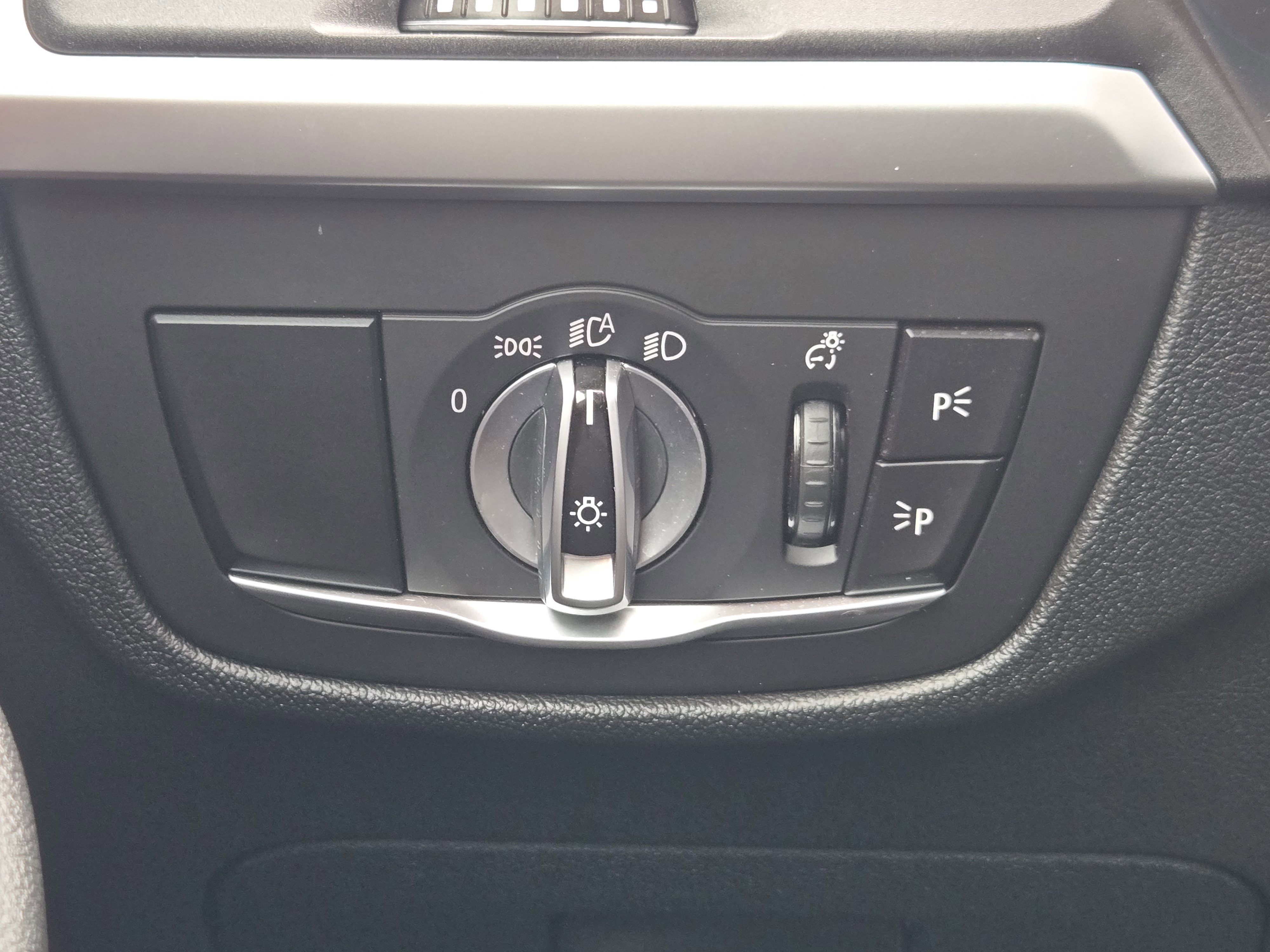 Used 2022 BMW X3 xDrive30i w/ Convenience Package image 25
