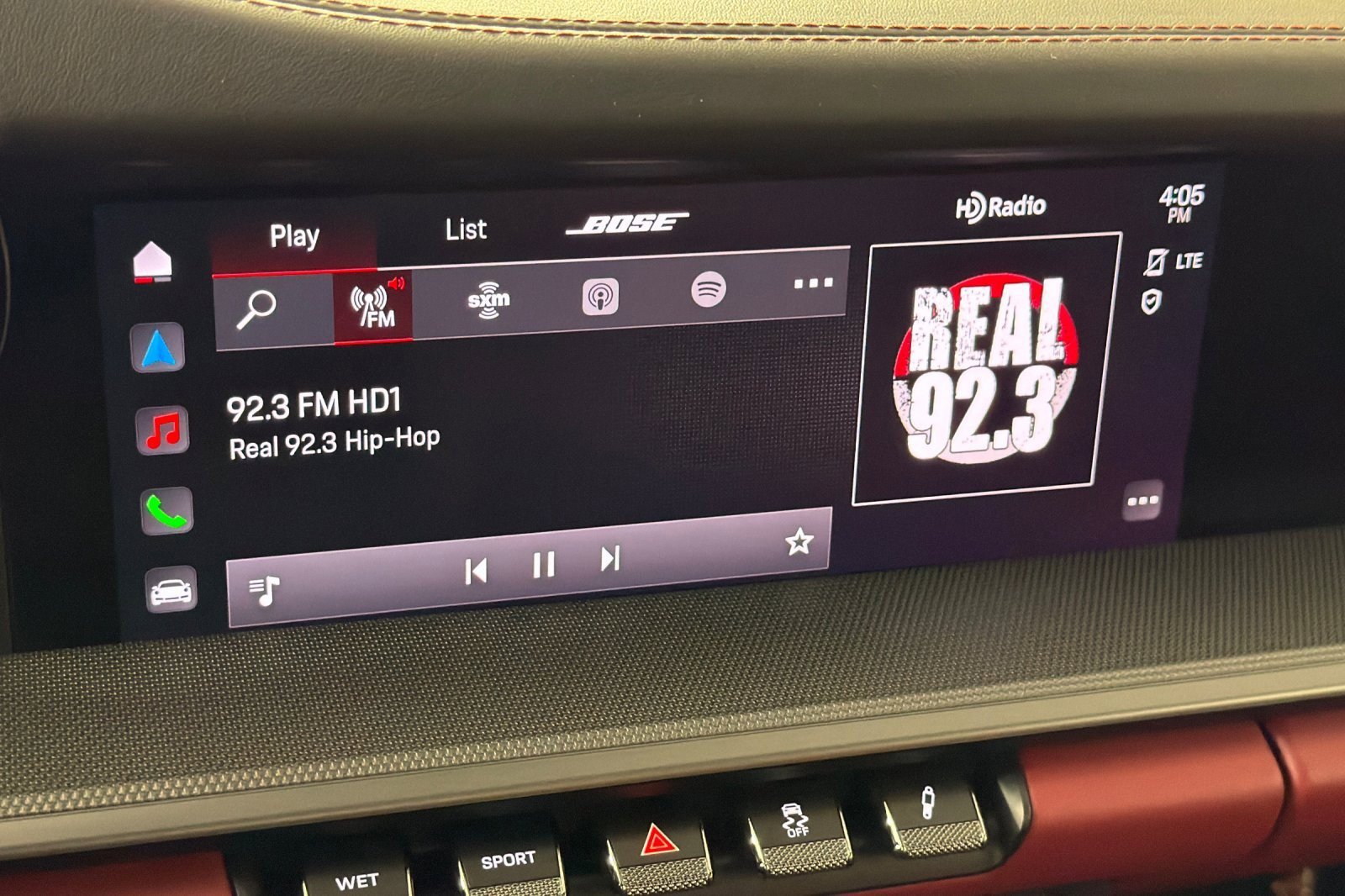 Used 2024 Porsche 911 Carrera w/ Premium Package image 15