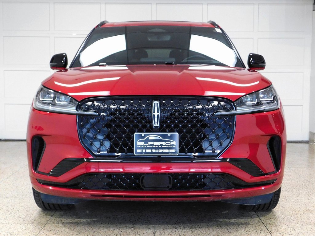 Used 2025 Lincoln Aviator Reserve w/ Equipment Group 201A image 4