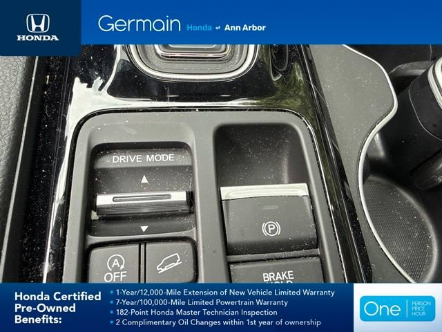 Certified 2025 Honda Pilot Touring image 34