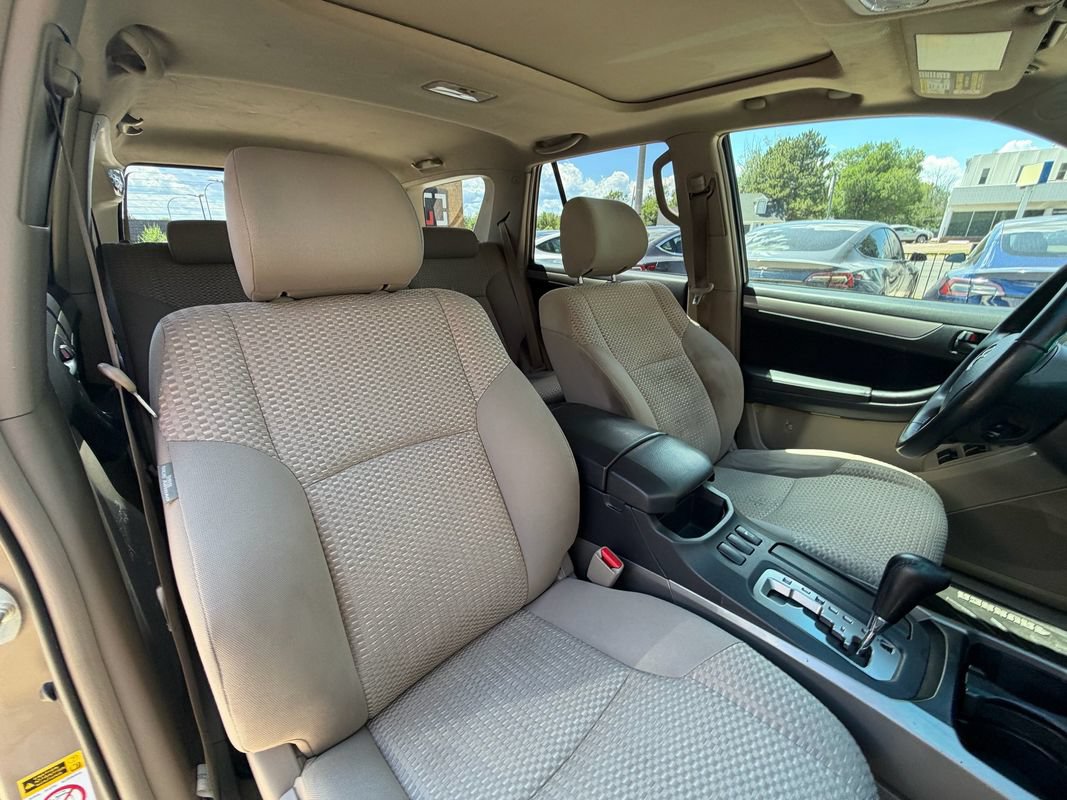 Used 2008 Toyota 4Runner SR5 AWD/4WD image 24