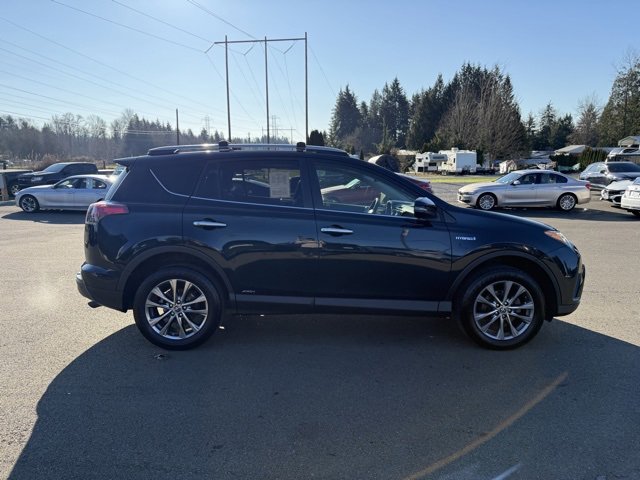 Used 2017 Toyota RAV4 Limited image 4